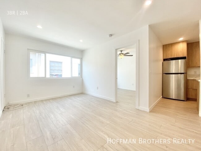Photo - 1017 Ocean Park Blvd Unit 7