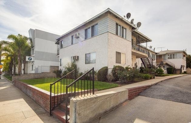 Building Photo - 111 N Atlantic Blvd Unit Apt. D