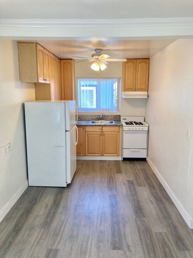 Photo - 50% OFF FIRST MONTH! Studio in Pacific Beach Apartment Community Unit 9