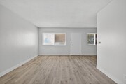 Photo - 125 E Spring St Apartment Unit 03