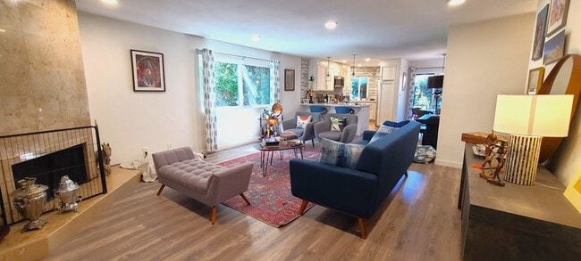 Building Photo - 5750 Friars Rd Unit 103 - PLACEMENT - 1