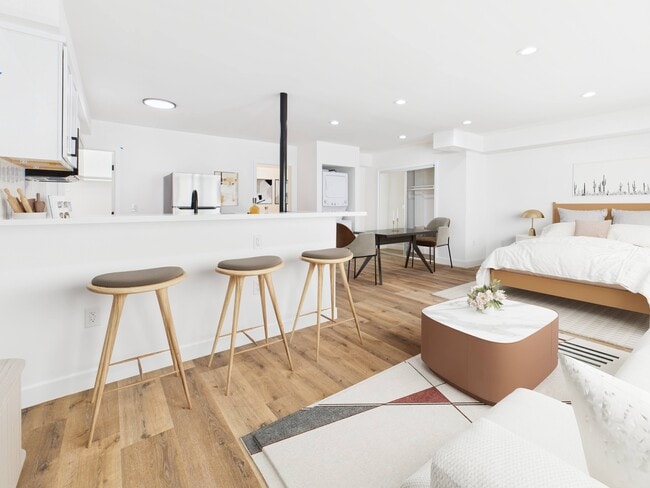 Photo - The Stanley Off Sunset