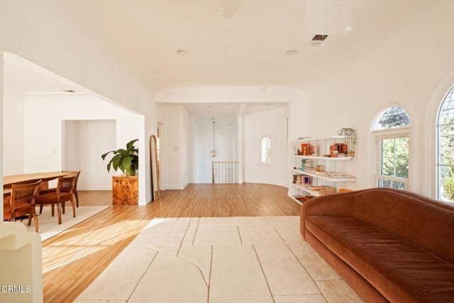 Photo - 5166 Packard St