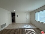 Photo - 2400 Vanderbilt Ln Unit 2402D