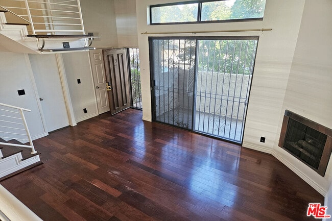 Photo - 13243 Vanowen St Unit 3