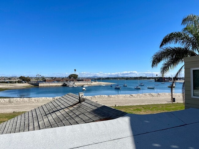 Mission Bay- 1 Bed/1 Bath - Mission Bay- 1 Bed/1 Bath Apartment Unit 840