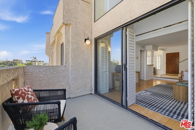 Photo - 12321 Ocean Park Blvd Unit 18