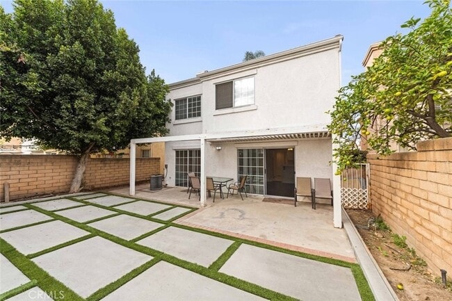 Photo - 7448 Bellingham Ave