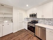 Photo - Spacious 3BR/2BA with Private Yard in Para... Townhome