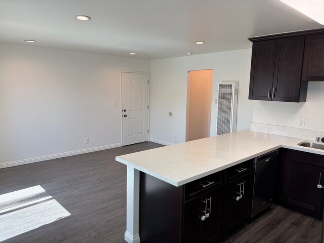 Photo - 278 E Washington Blvd Unit 21
