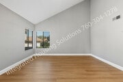 Photo - 2057 Caraway St