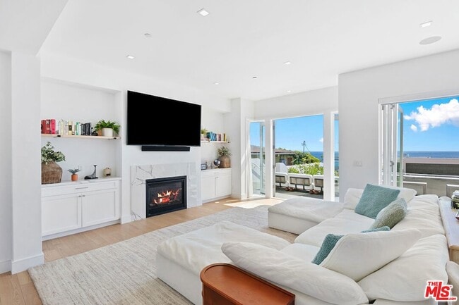 Photo - 25157 Malibu Rd