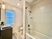 Photo - 124 N Pass Ave