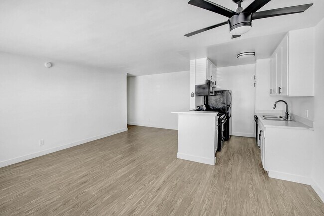 Photo - Terraces at Tarzana