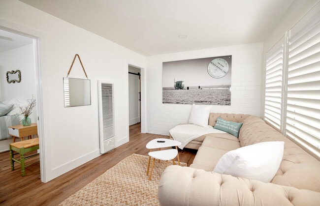 Photo - 728 Euclid St Unit E