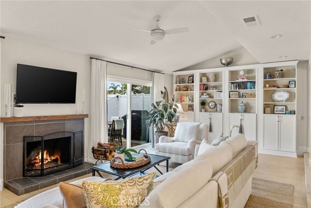 Photo - 372 Plaza Estival