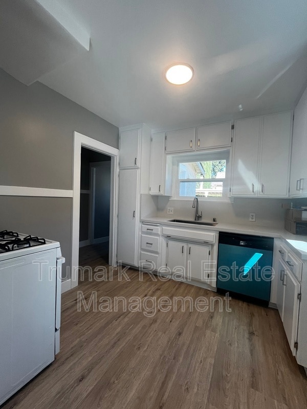 Photo - 1349 Elizabeth St