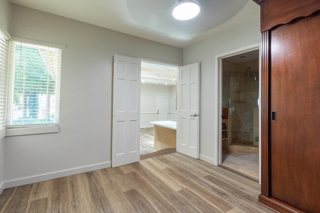 Building Photo - 8506 Delco Ave Rental