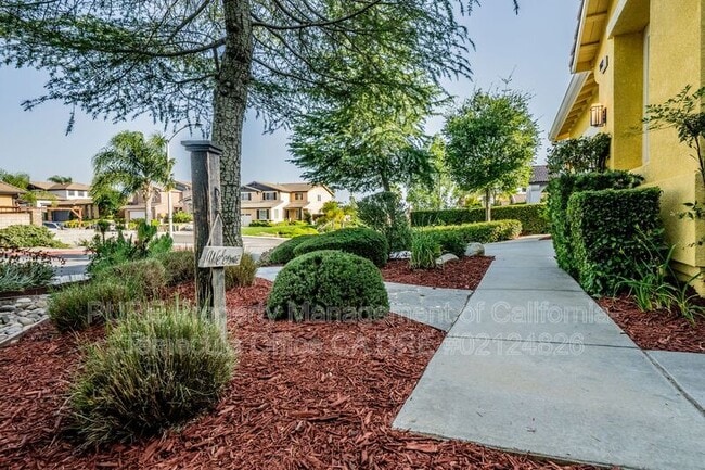 Photo - 38669 Clearbrook Dr