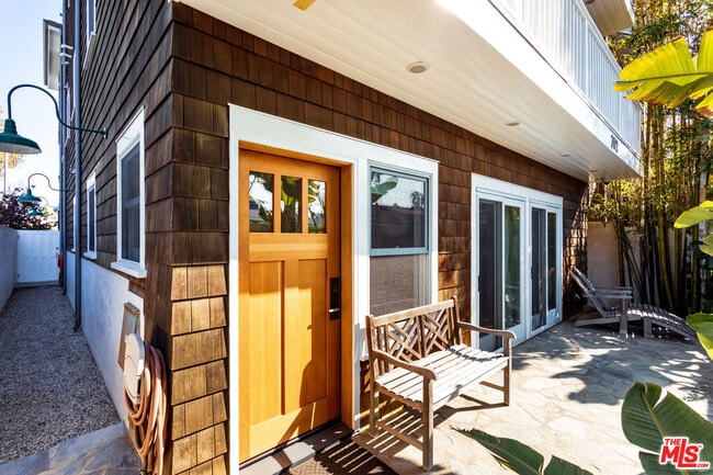 Photo - 702 Pacific Ave