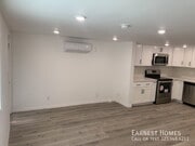 Photo - 1305 1/4 Waterloo Street- Apartment