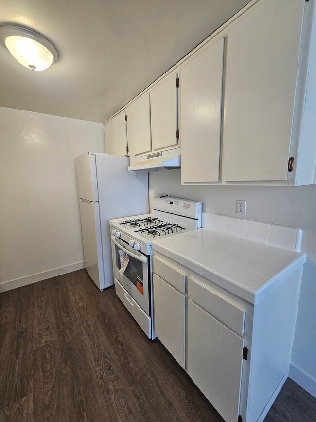 Photo - 1135 W I St Unit 25