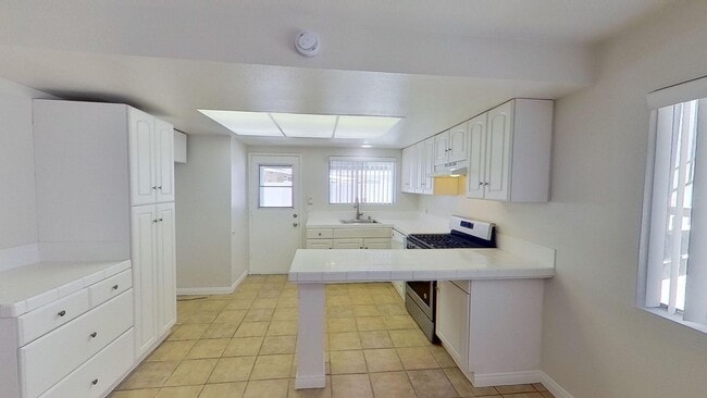 Photo - 121 Greentree Ln Unit 1
