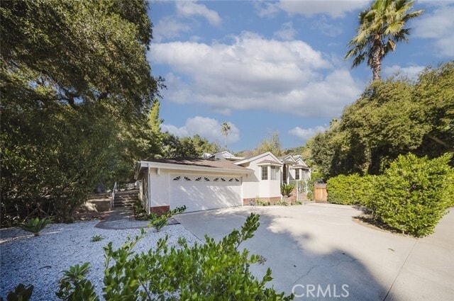 Photo - 2255 E Chevy Chase Dr