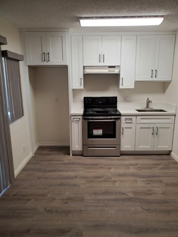 Photo - 13059 Oxnard St Unit 106