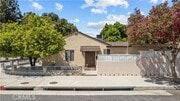 Photo - 17501 Victory Blvd