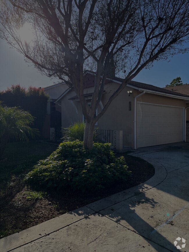 Building Photo - 1733 Lancewood Ave Rental