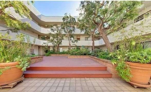 Building Photo - 3544 S Centinela Ave Unit 205