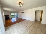 Photo - Spacious 2 Bedroom Signal Hill Condo for R...