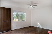 Photo - 2496 Granville Ave