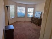 Photo - 746 Meridian Ct