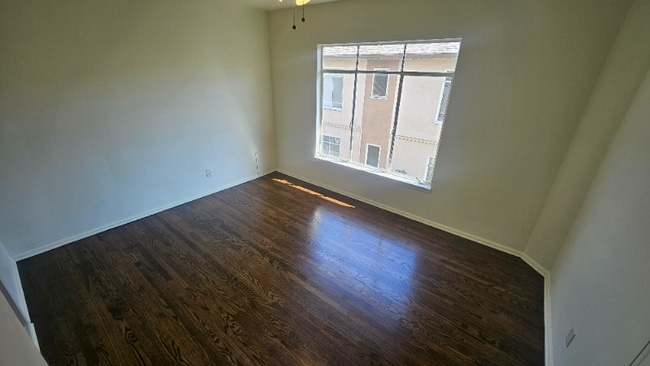 Photo - 1625 N Hobart Blvd Unit 3