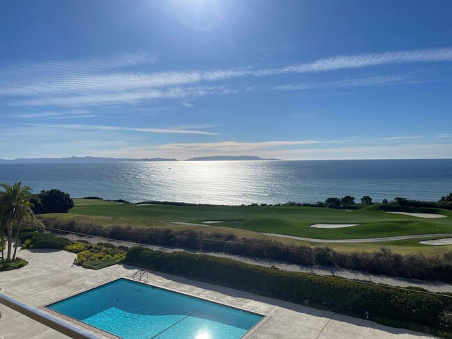 Panoramic Ocean Views and Resort Lifestyle... - Panoramic Ocean Views and Resort Lifestyle... Condo