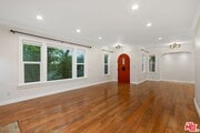 Photo - 828 N Crescent Heights Blvd