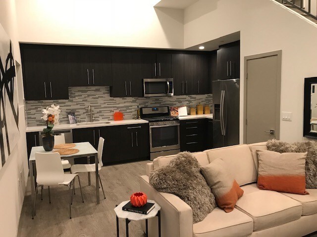 Floor Plan - 2 Bed 2.5 Bath