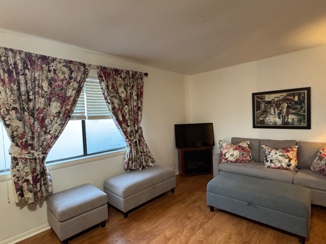 Photo - 247 Juniper Ave Unit 247 JUNIPER AVE.