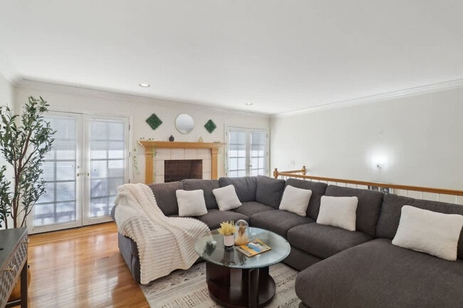 Photo - 2908 Lakemont Dr Unit ID1465027P