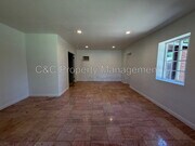 Photo - 281 W 12th St