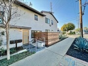 Photo - 901 S Barrington Ave