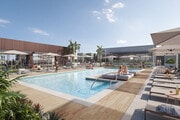 Rooftop Pool with Cabanas - AMLI Aero Apartments