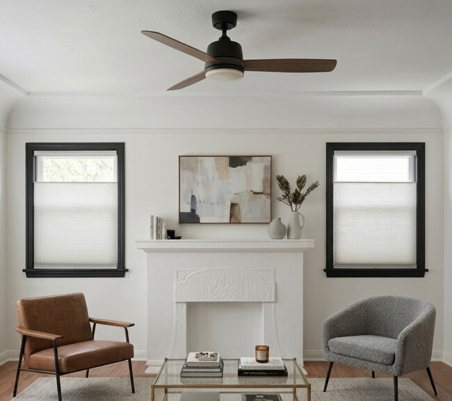 Building Photo - 2634 S Redondo Blvd Unit 2634