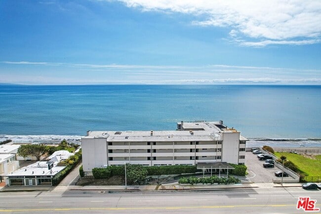 Photo - 22548 Pacific Coast Hwy Unit 303