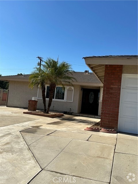 Building Photo - 1341 Hartview Ave Rental