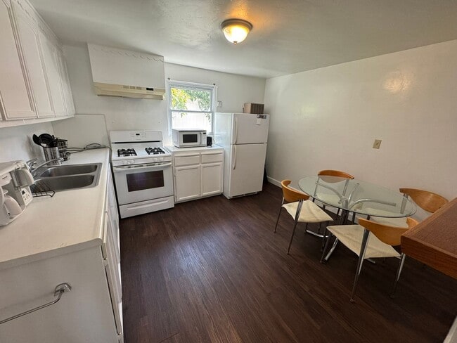 Photo - La Mesa Blvd Unit 2