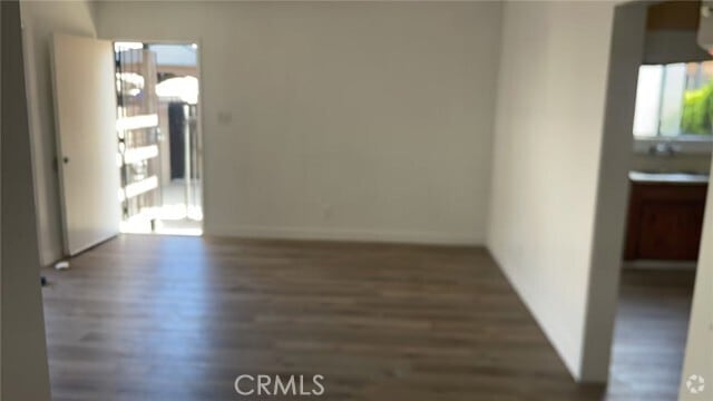 Building Photo - 420 Bradley Ave Rental