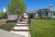 Photo - 1142 Earlham Ct House